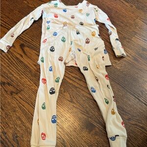 Gap skeleton cotton pajamas, size 4.